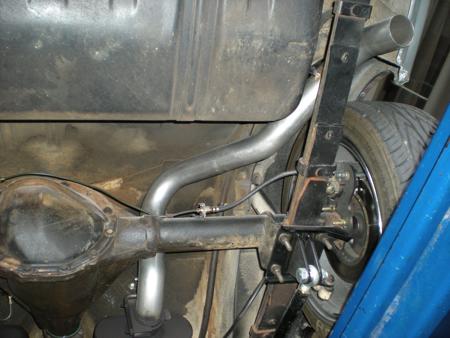 Flowmaster 17129 - Flowmaster American Thunder Crossmember-Back Exhaust System