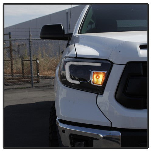 Spyder Automotive 5080158 Signature Series HEADLIGHT ASSEMBLY