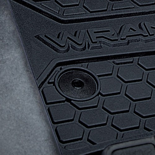 Plasticolor 001803R01  FLOOR MATS