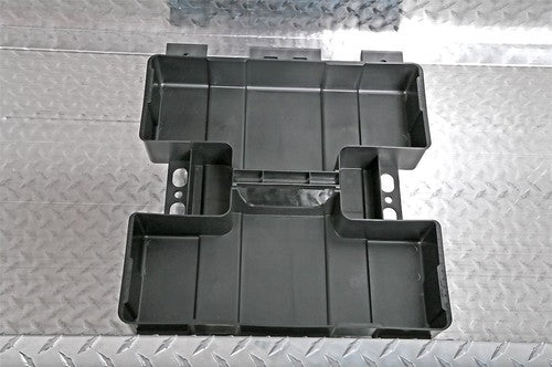 Dee Zee DZ8170 Crossover Standard Profile 8.4 Cu. Ft. Tool Box