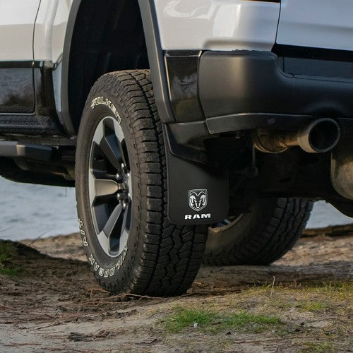 Plasticolor 000490R01 Easy-Fit Series MUD FLAPS