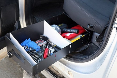 Dee Zee DZ701  TOOL BOX