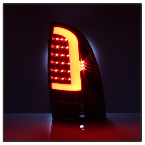 Xtune 5082121  TAIL LIGHT LENSES