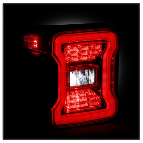 Xtune 9052033  TAIL LIGHT KIT