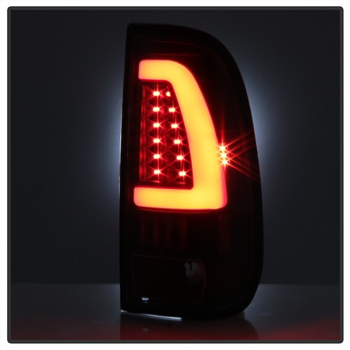 Xtune 5082084  TAIL LIGHT LENSES