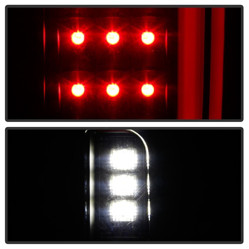 Spyder Automotive 5087256  TAIL LIGHT KIT