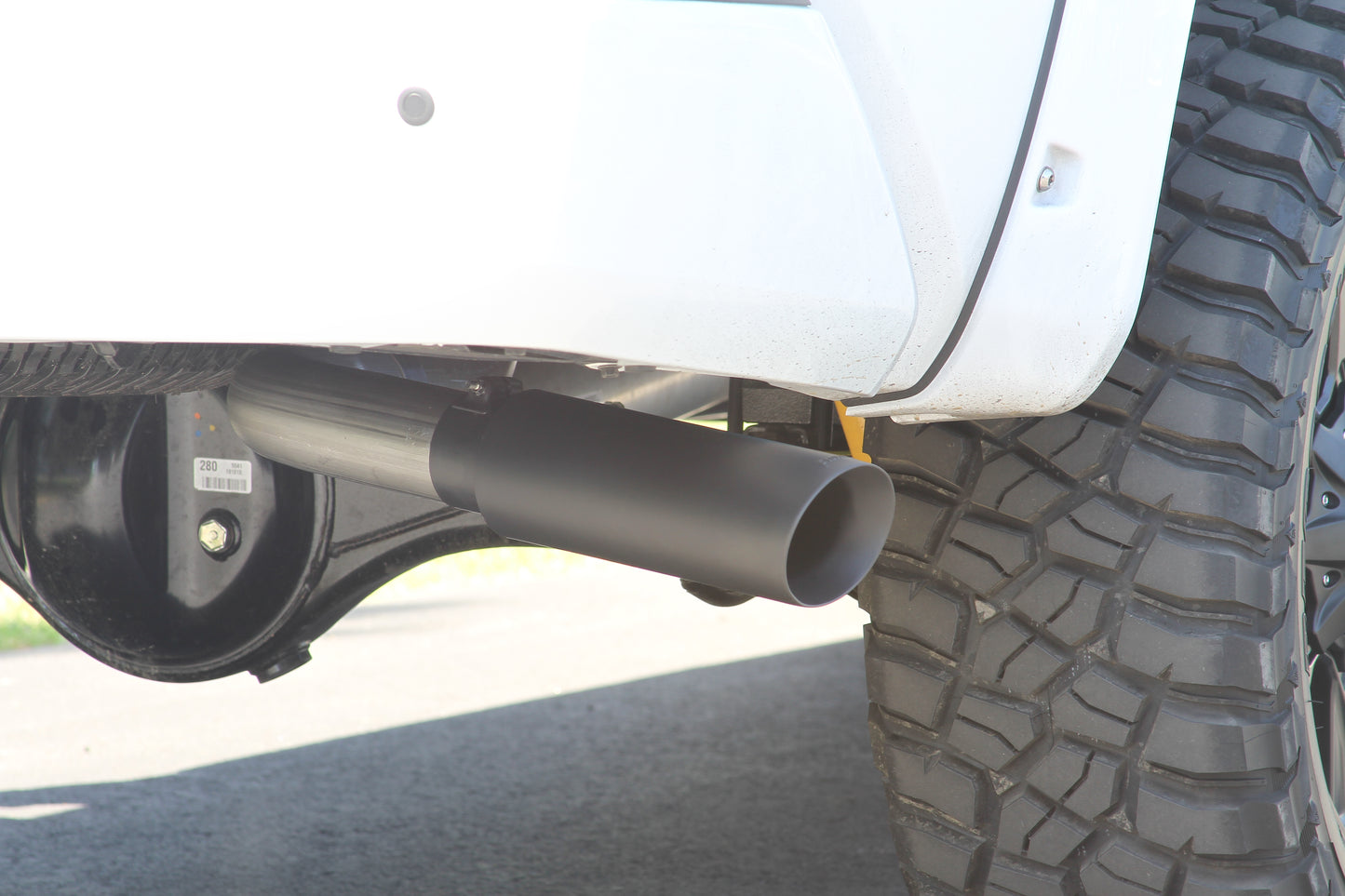 Flowmaster 817692 - Flowmaster Outlaw Cat-back Exhaust System