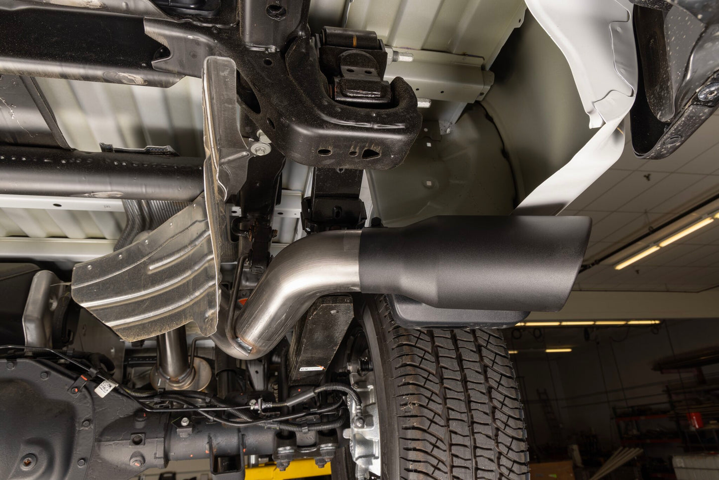 Flowmaster 717927 - Flowmaster Flow FX Cat-Back Exhaust System