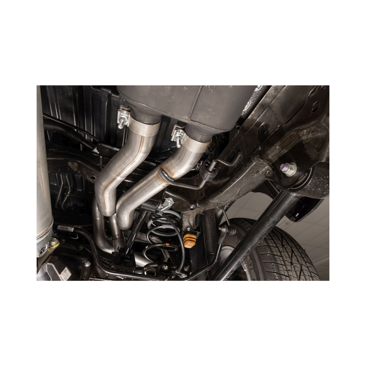 Flowmaster 818176 - Flowmaster American Thunder Cat-back Exhaust System