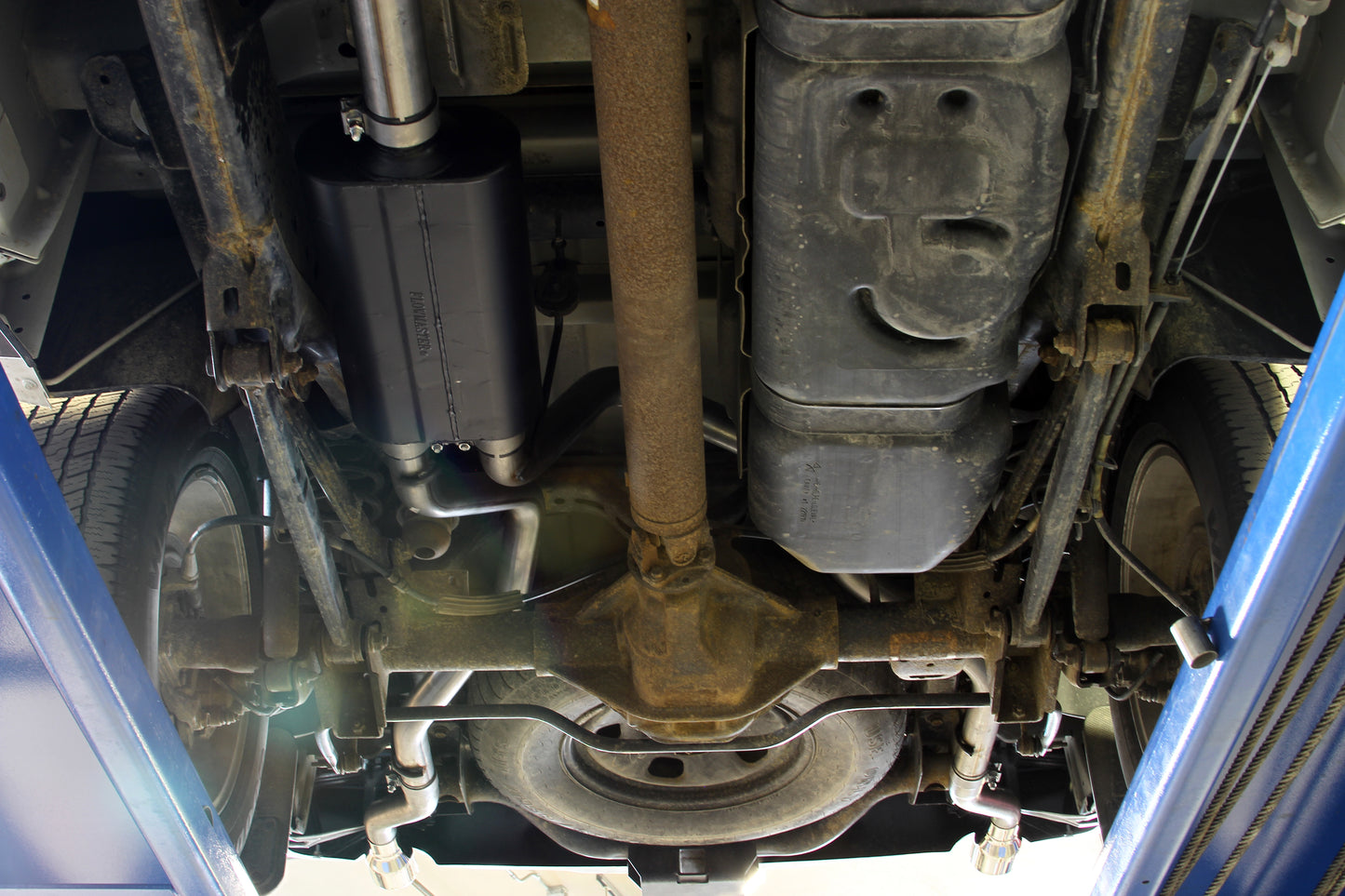 Flowmaster 817477 - Flowmaster American Thunder Cat-back Exhaust System