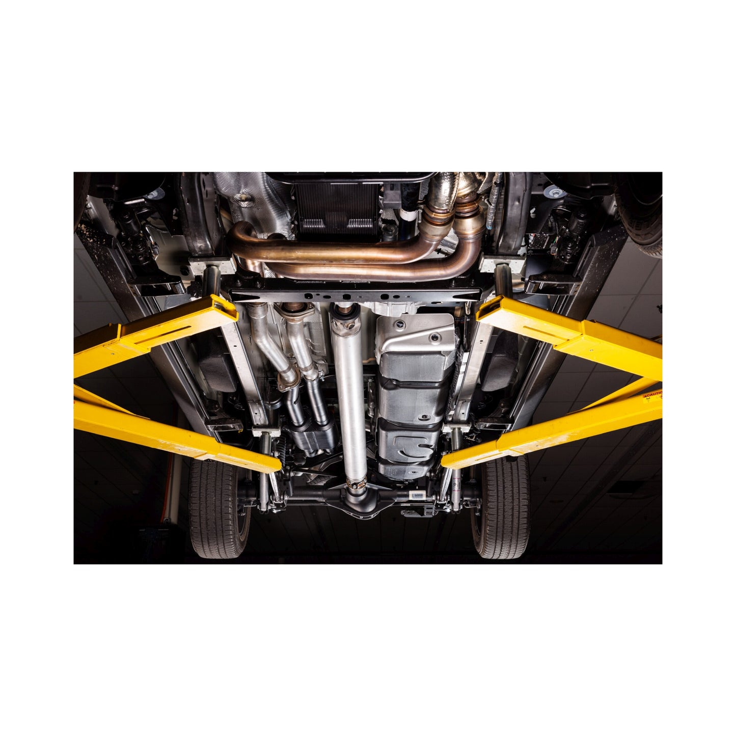 Flowmaster 818204 - Flowmaster American Thunder Direct Fit Muffler