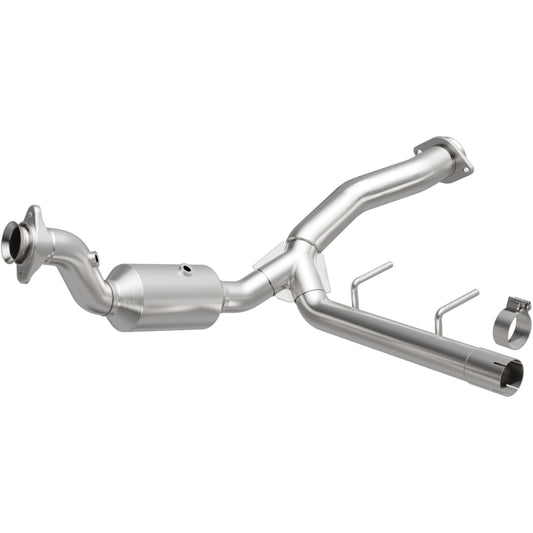 MagnaFlow 2015-2020 Ford F-150 OEM Grade Federal / EPA Compliant Direct-Fit Cata