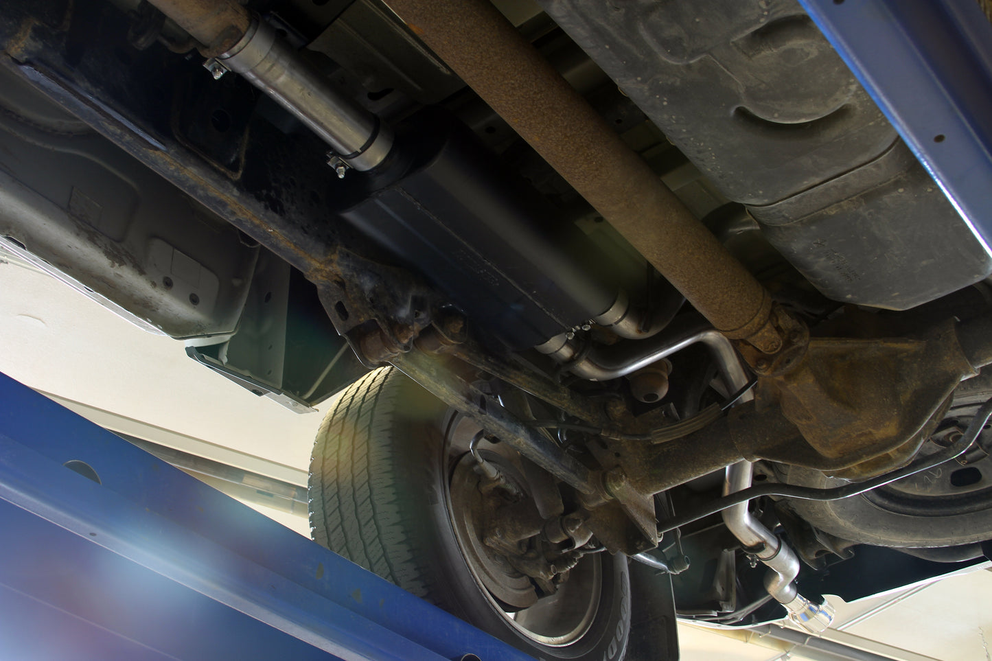 Flowmaster 817477 - Flowmaster American Thunder Cat-back Exhaust System