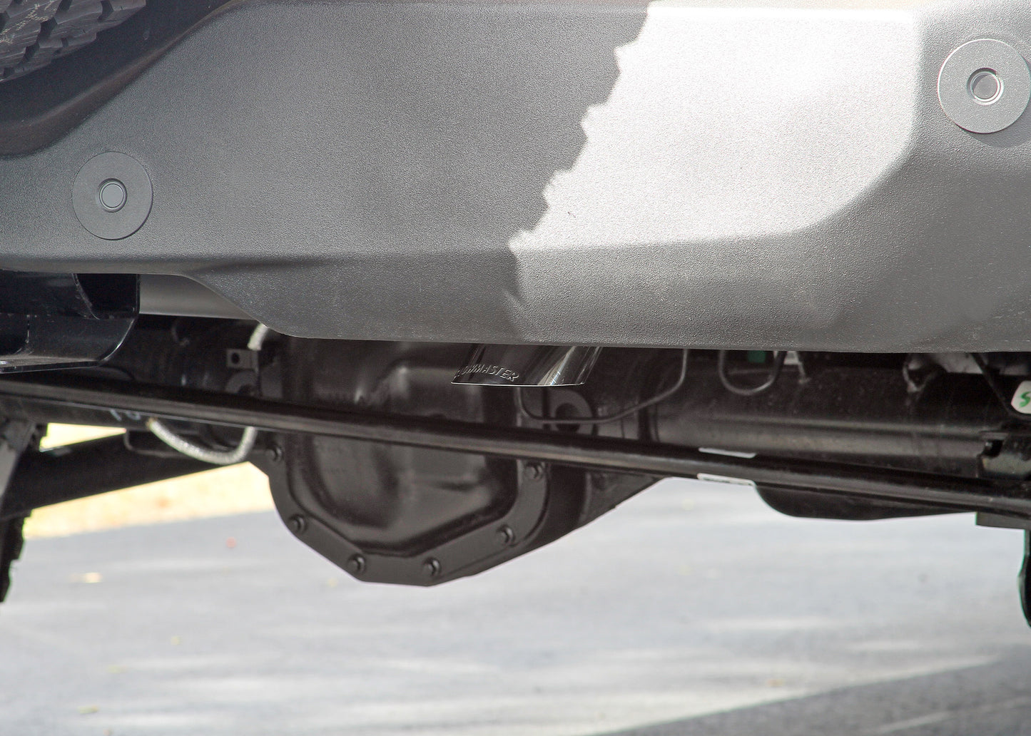 Flowmaster 818121 - Flowmaster American Thunder Axle-Back Exhaust System