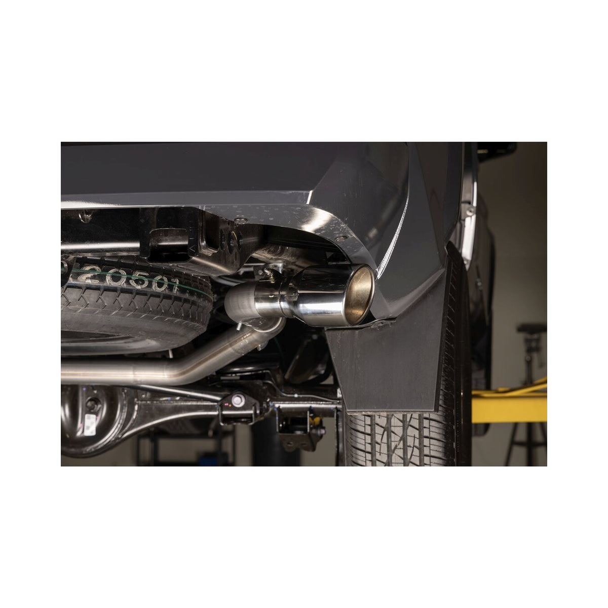 Flowmaster 818176 - Flowmaster American Thunder Cat-back Exhaust System